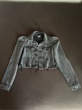 Forever 21 Black Distressed Cropped Denim Jacket